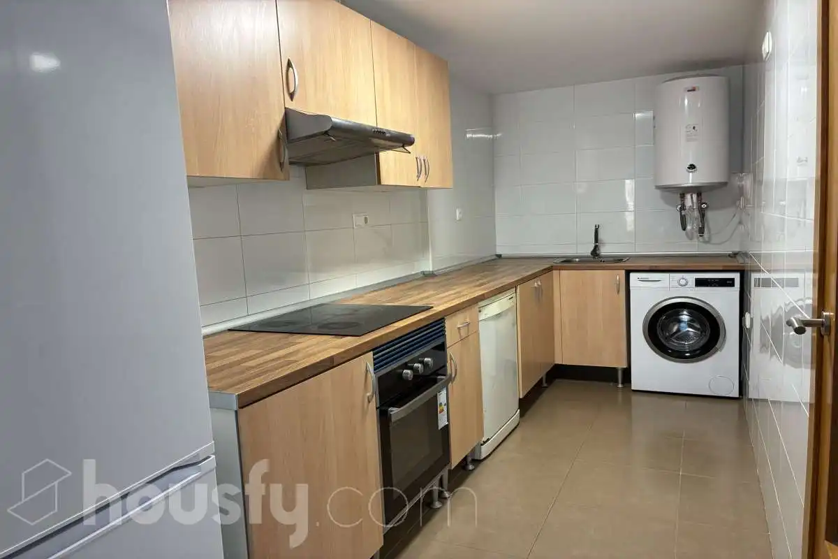 Cuina de Pis de lloguer en Sagunto / Sagunt amb Parquet, Moblat i Balcó