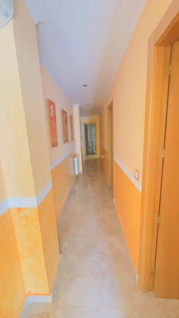 Wohnung zum Verkauf in Albacete mit Klimaanlage, Heizung und Privatgarten