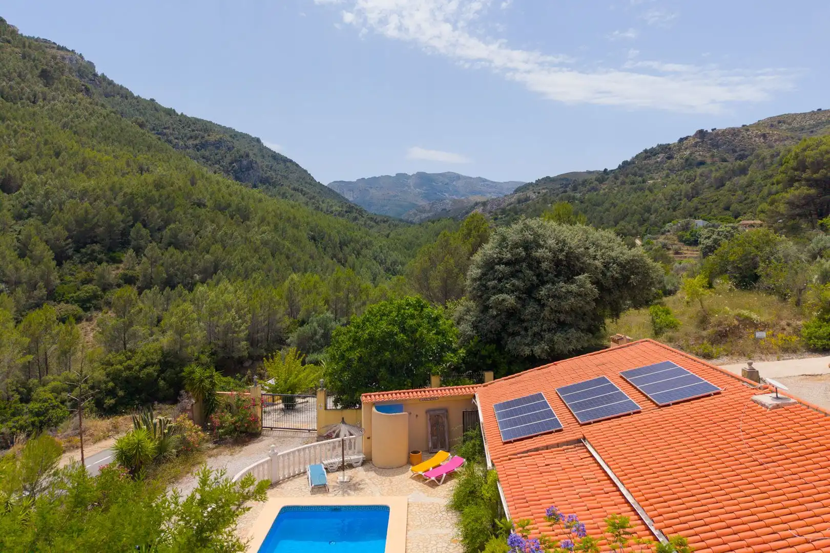 Vista exterior de Casa o chalet en venta en Castell de Castells con Aire acondicionado, Calefacción y Jardín privado
