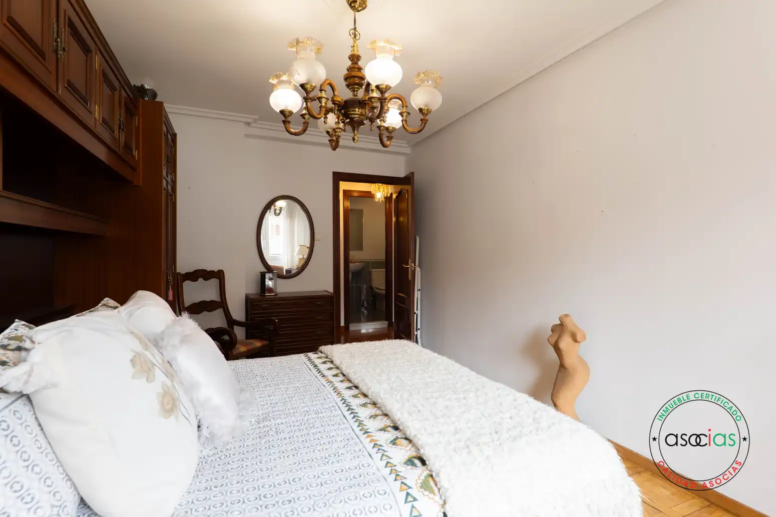 Habitación de Piso en venta en Gijón  con Calefacción