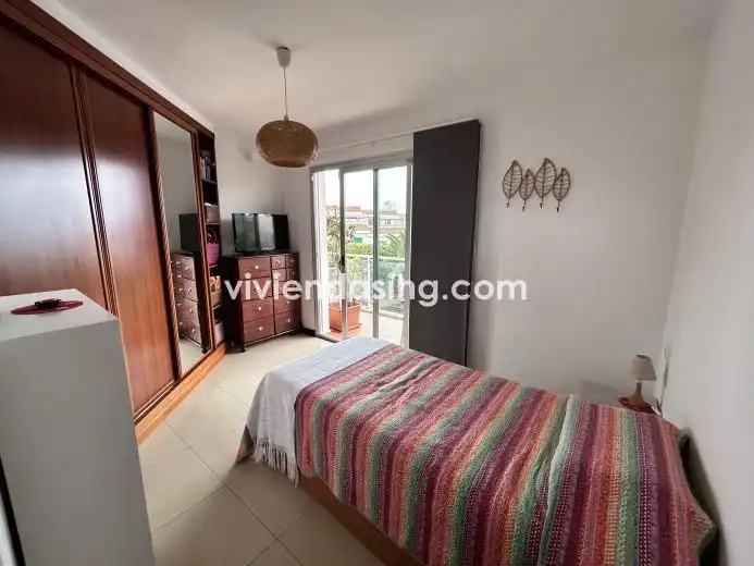 Flat for sale in Calle la Gorvorana, Longuera - Toscal