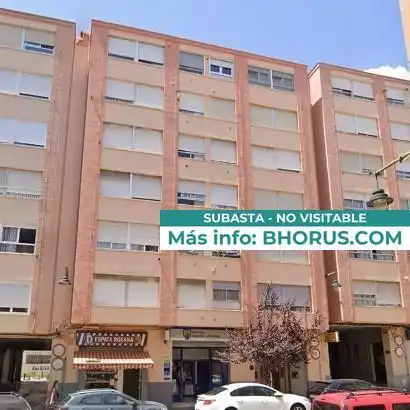 Piso con ascensor en venta en SABADELL 18