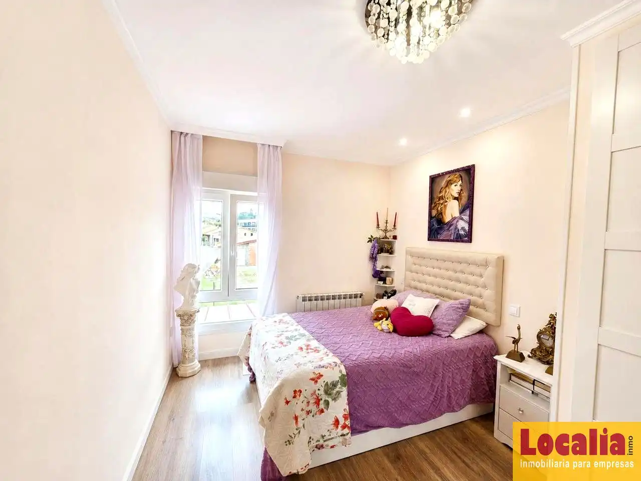 Habitación de Casa o chalet en venta en Miengo con Jardín privado, Terraza y Amueblado