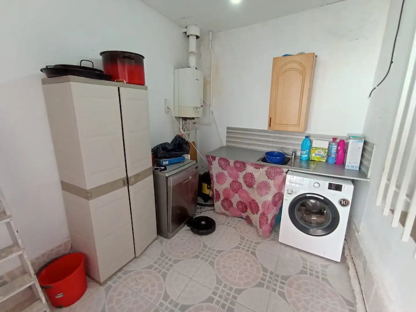 Cuina de Casa o xalet en venda en Tomelloso amb Aire condicionat, Calefacció i Jardí privat
