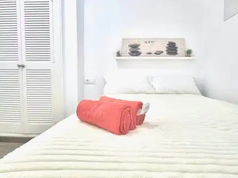 Schlafzimmer von Wohnung zur Miete in Nerja mit Klimaanlage, Heizung und Terrasse