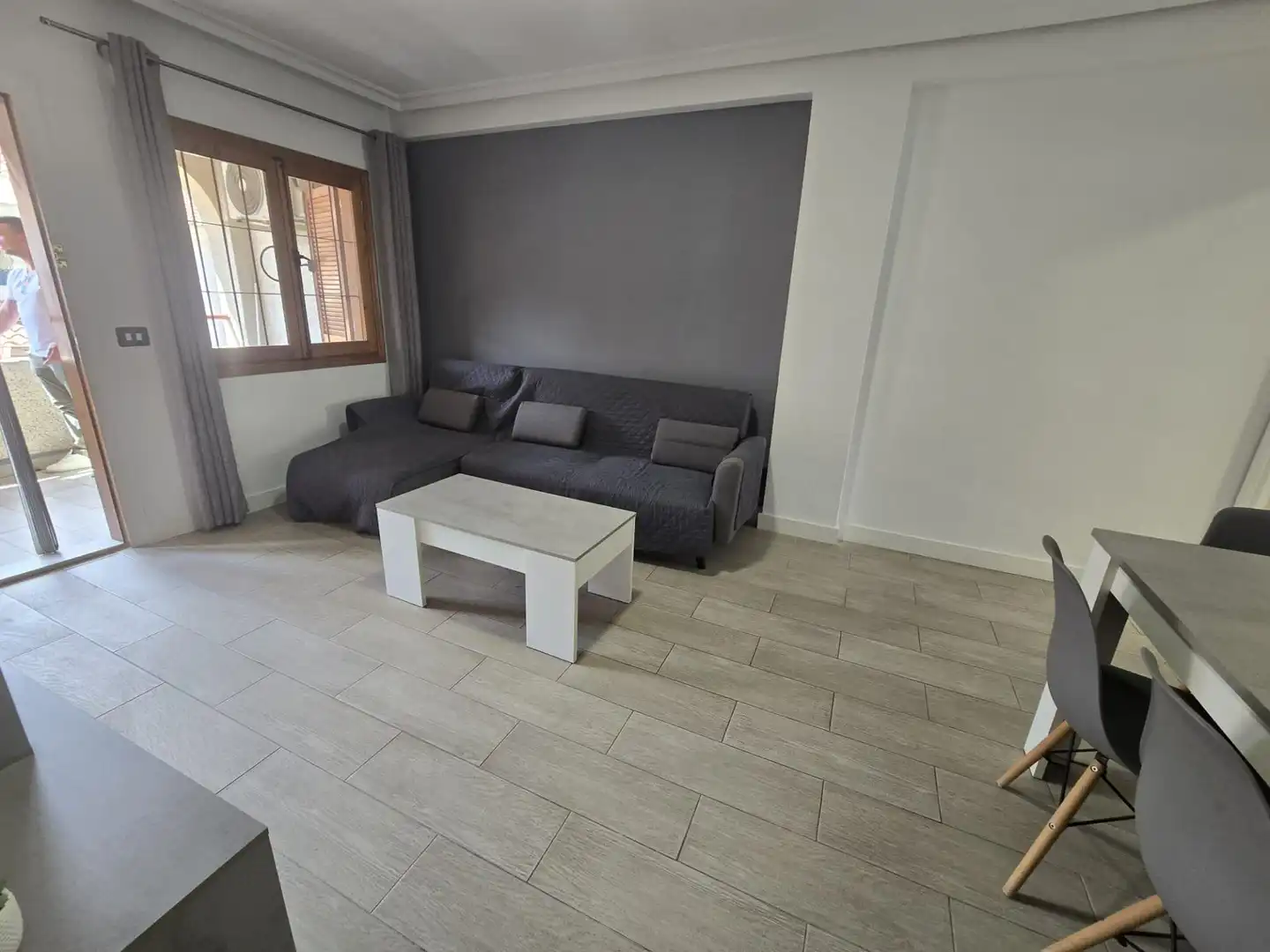 Piso en venta en Calle Valencia, imagen 2