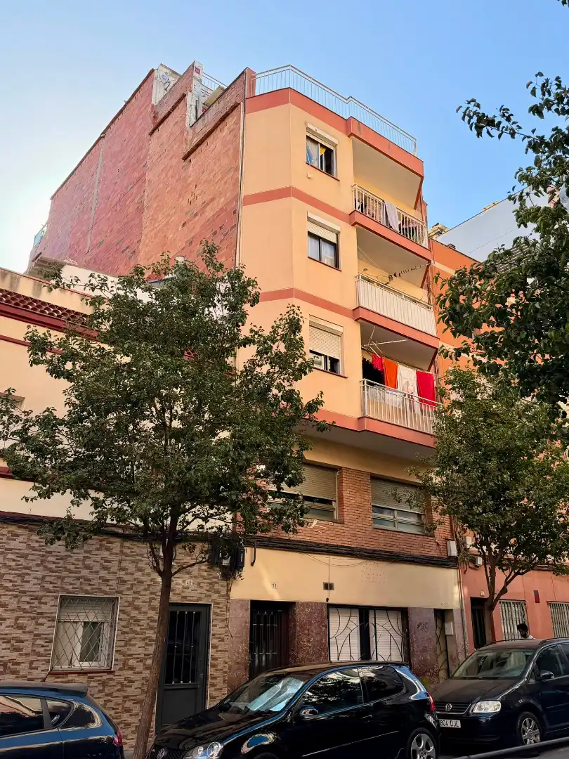 Pis en venda a Carrer Bòbiles 51, imagen 3