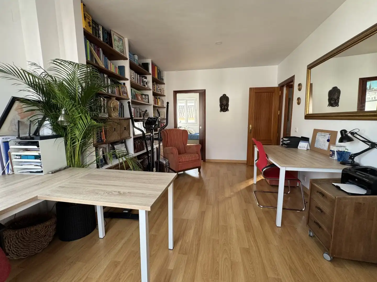 Sala de estar de Casa adosada en venta en Bormujos con Aire acondicionado, Terraza y Trastero