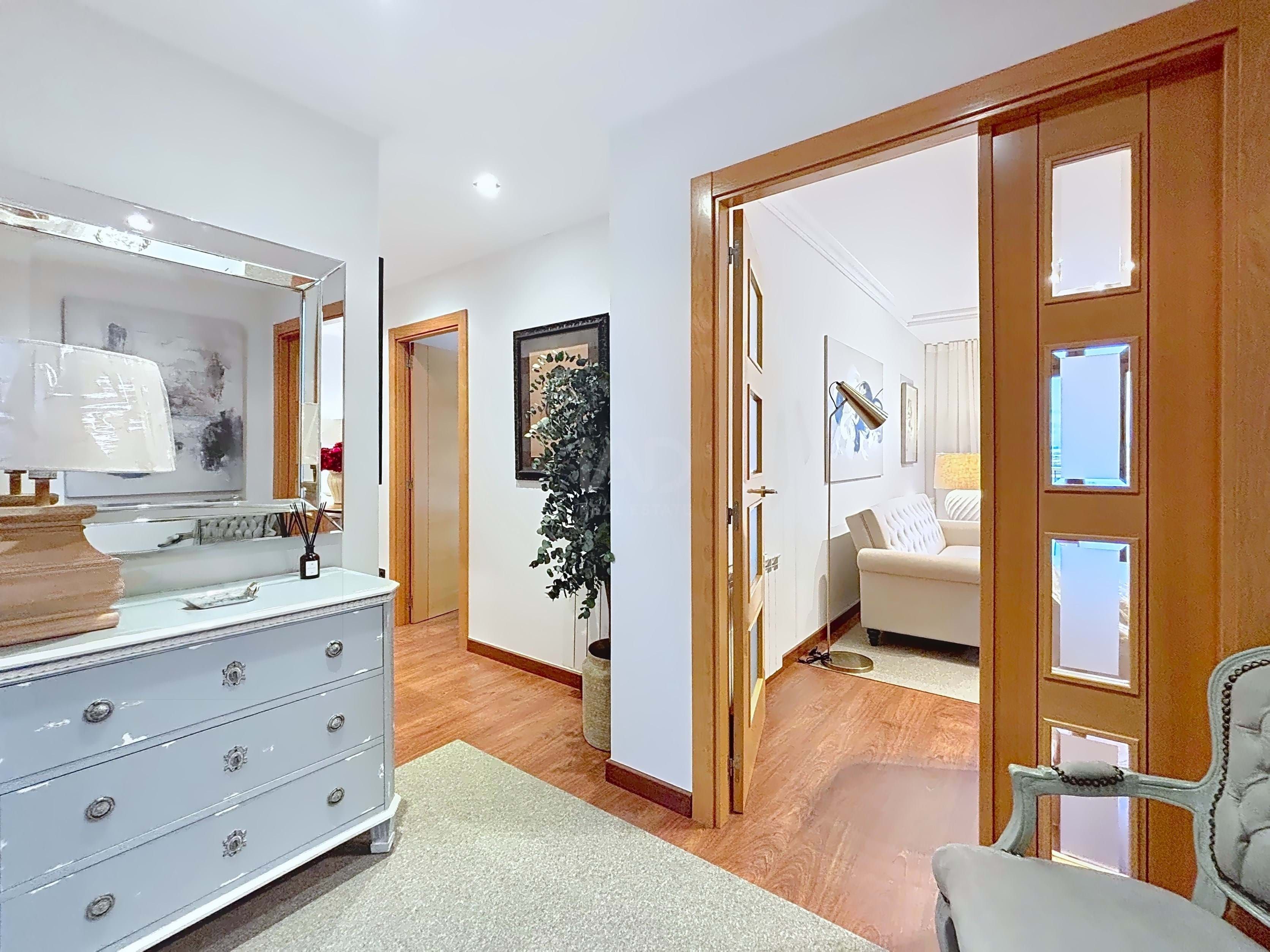 Dormitori de Pis en venda en León Capital  amb Calefacció i Terrassa