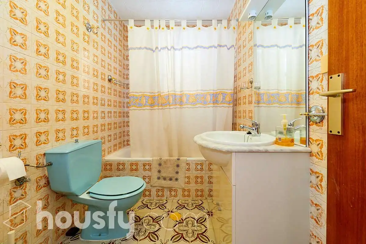 Baño de Piso en venta en San Pedro del Pinatar con Aire acondicionado, Terraza y Amueblado