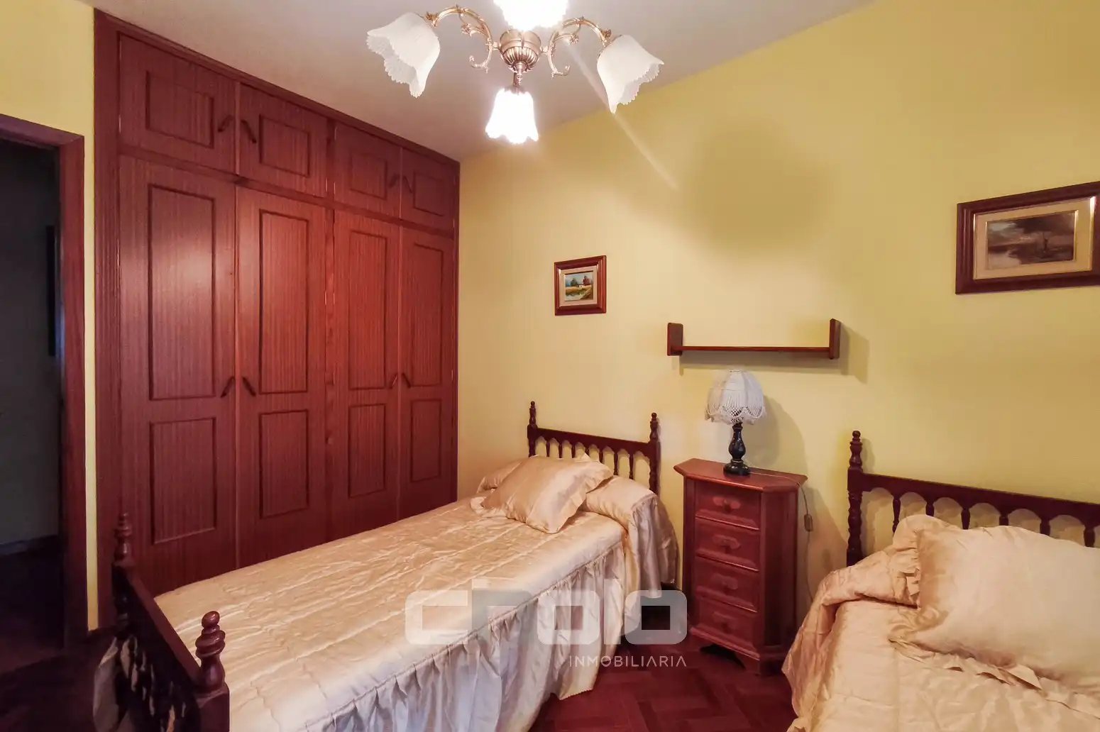 Habitación de Piso en venta en Lugo con Calefacción y Amueblado