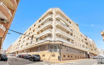 Exterior view of Flat for sale in Torrevieja  with Air Conditioner, Terrace and Balcony