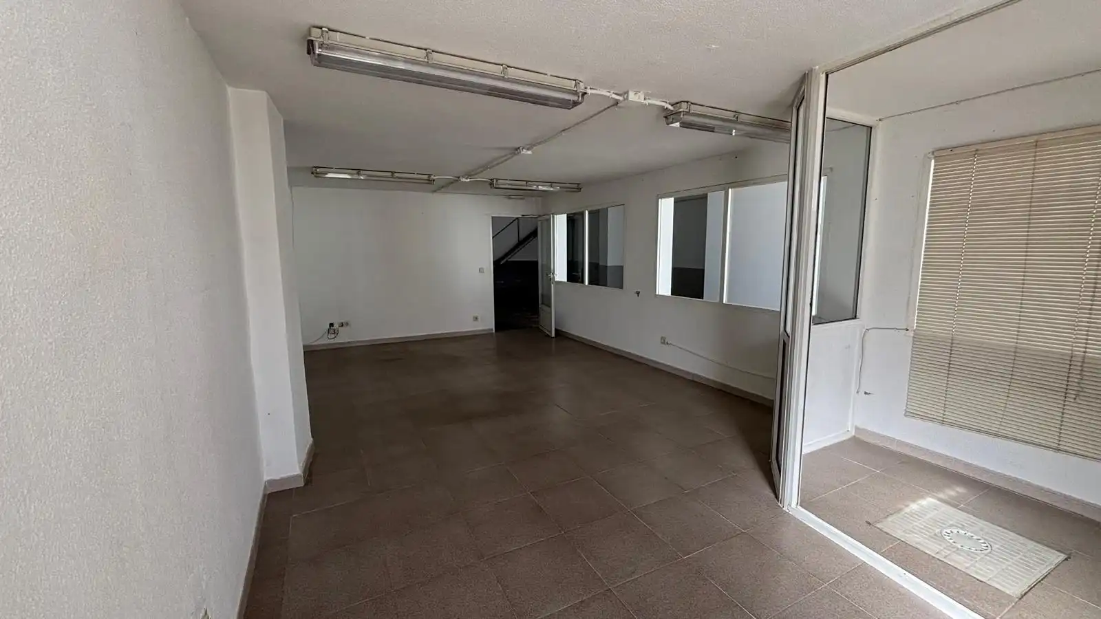 Local comercial de lloguer a Avenida el Ferial, imagen 7
