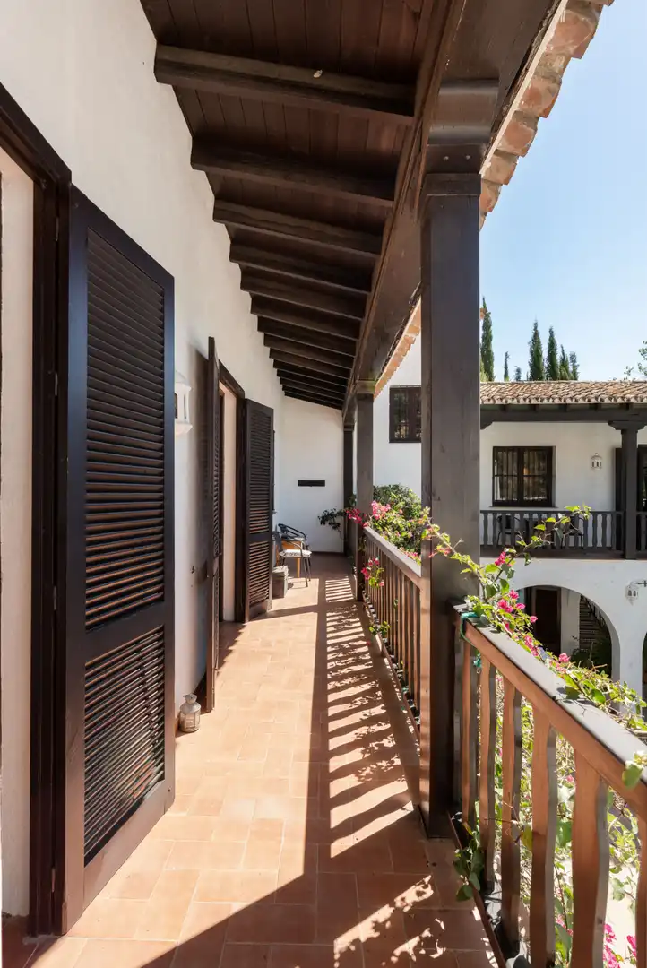 Terrasse von Country house zum Verkauf in Estepona mit Klimaanlage, Privatgarten und Terrasse