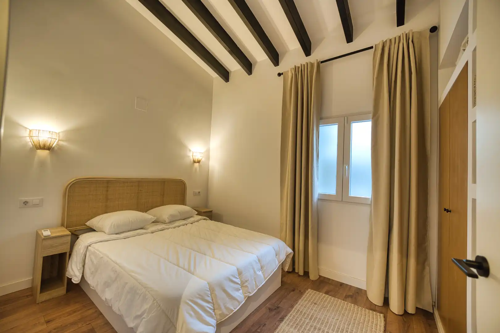 Bedroom of Houses for rent in Jávea / Xàbia  with Air Conditioner, Private garden and Parquet flooring