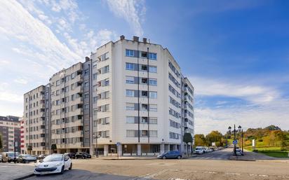 Exterior view of Flat for sale in Oviedo   with Heating, Parquet flooring and Storage room