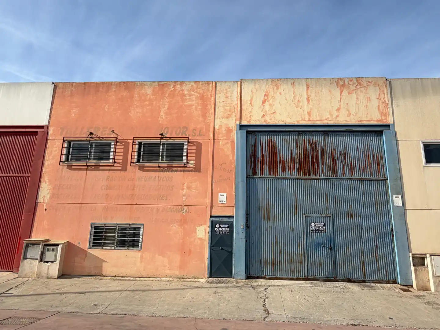 Industrial buildings for sale in Láchar, Granada