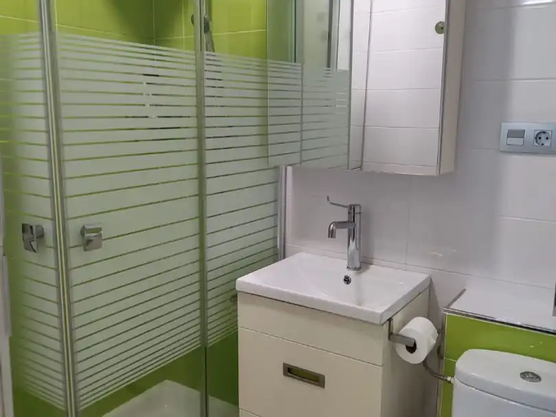 Apartament amb ascensor de lloguer a calle Emilio Ortuño 8, imagen 2