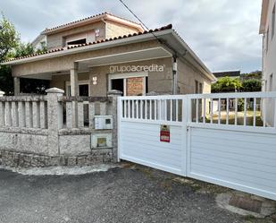 Exterior view of House or chalet for sale in Sanxenxo  with Terrace, Storage room and Oven