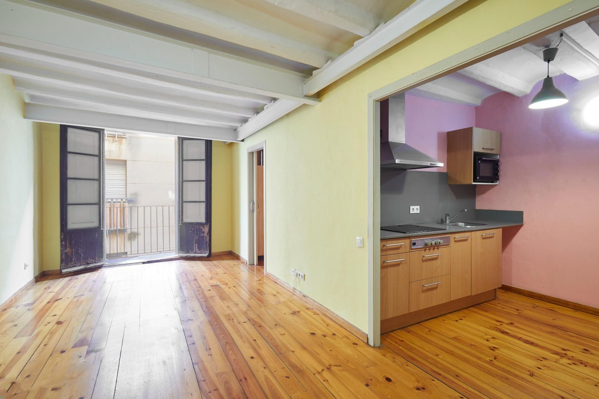 Flat for sale in El Raval, Ciutat Vella