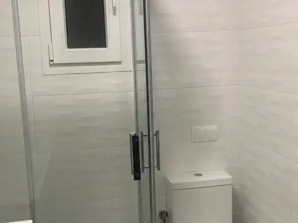Baño de Piso en venta en Cervera con Balcón
