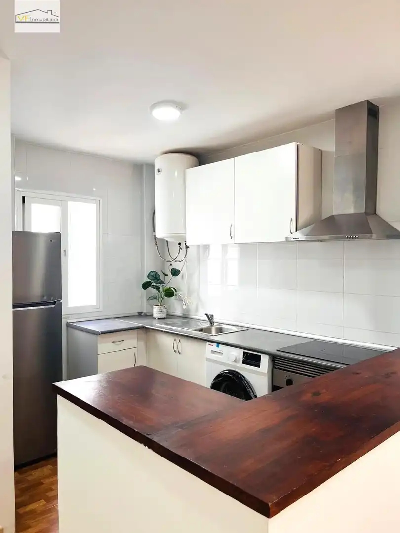 Cuina de Apartament en venda en Málaga amb Traster