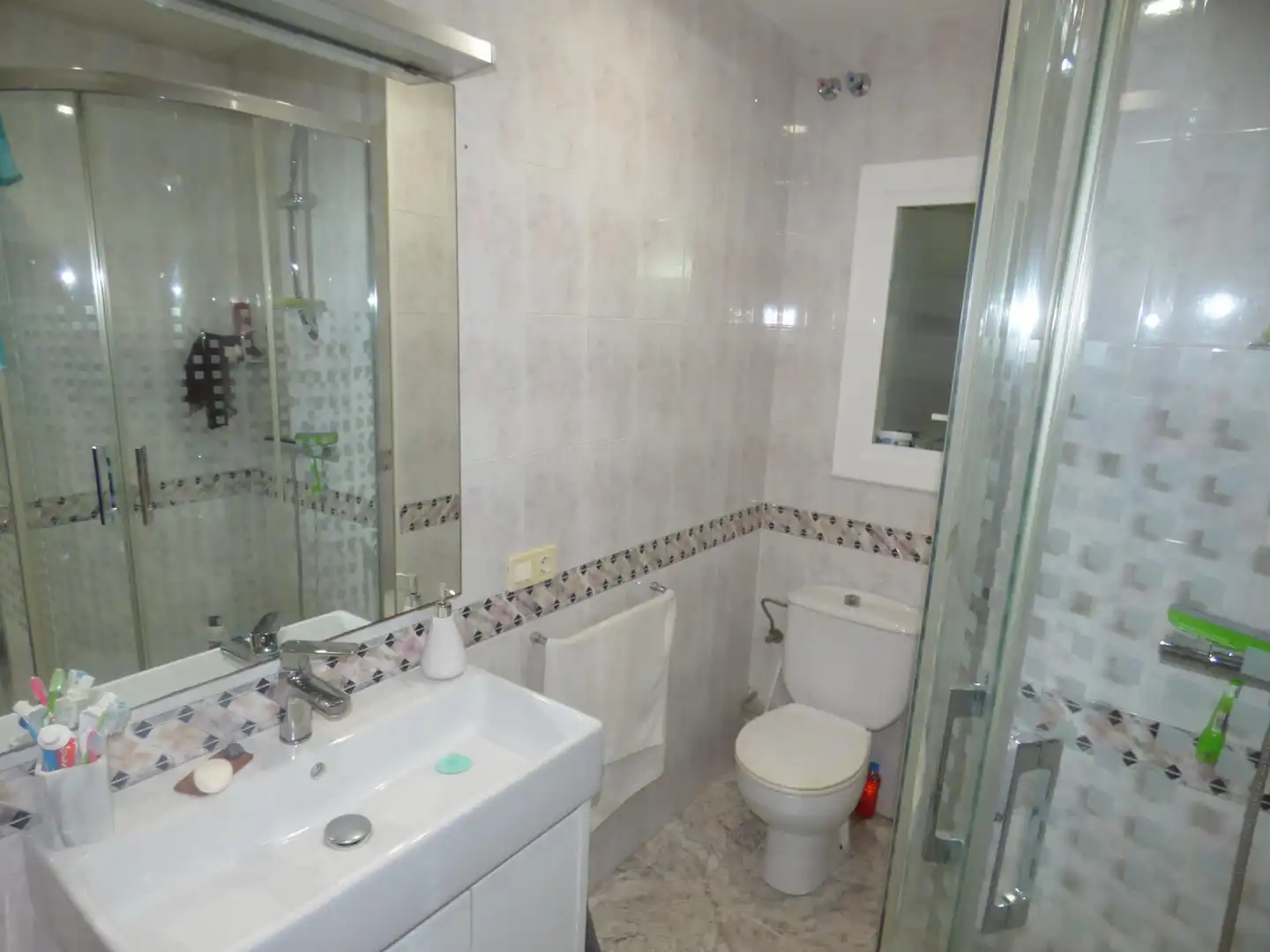 Bathroom of Flat for sale in Pineda de Mar  with Heating, Terrace and Balcony
