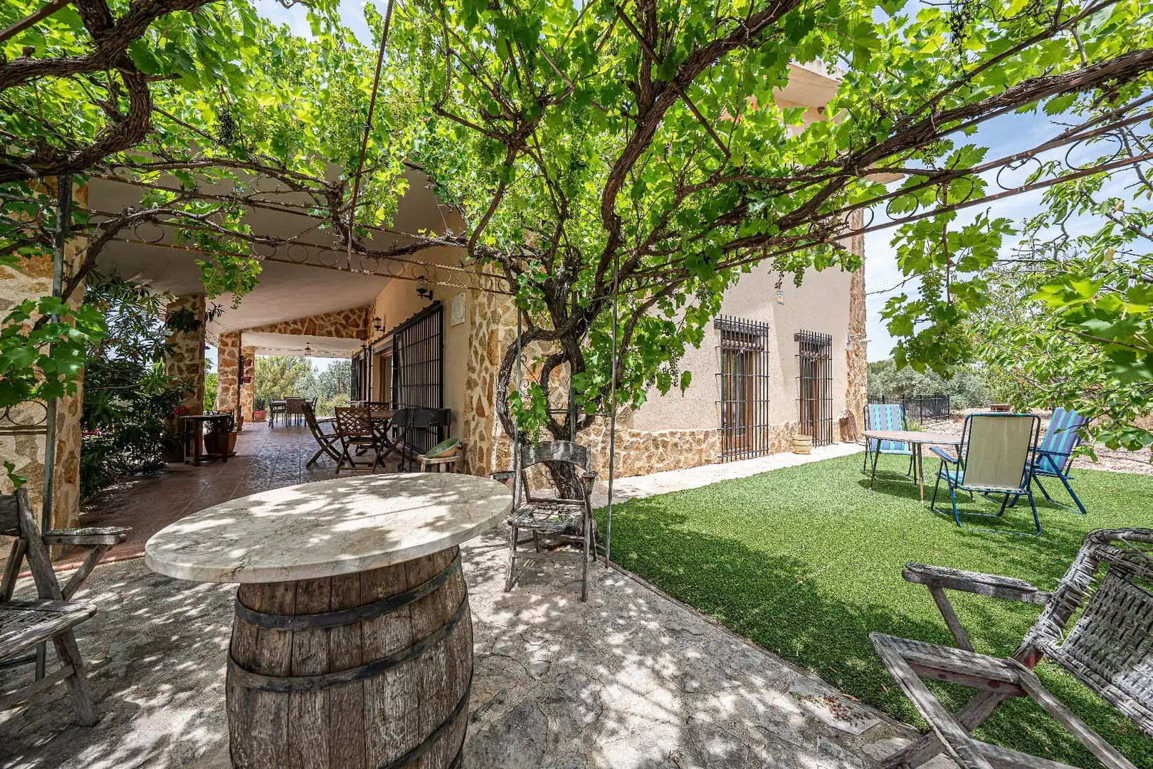 Terrassa de Finca rústica en venda en Biar amb Calefacció, Jardí privat i Terrassa