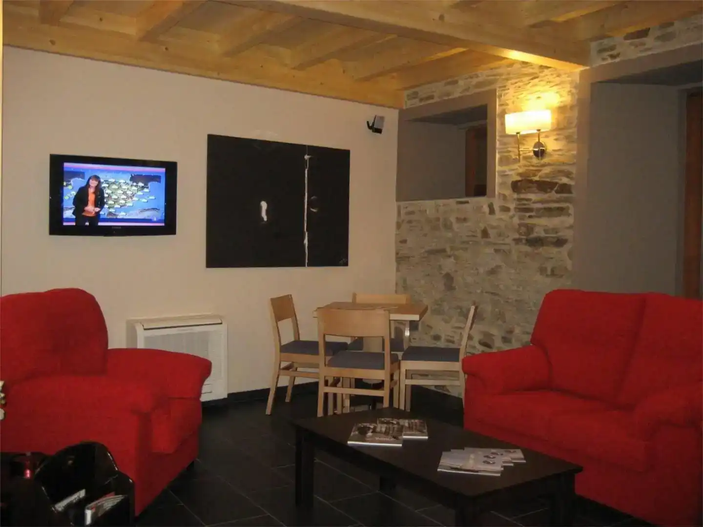 Sala d'estar de Casa o xalet en venda en Ribadeo amb Aire condicionat