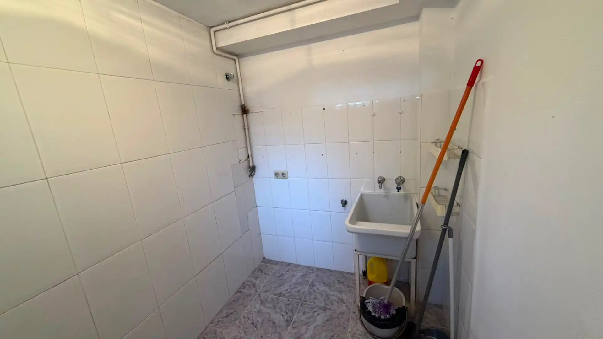 Bathroom of Detached homes for sale in Girona  with Air Conditioner, Heating and Private garden