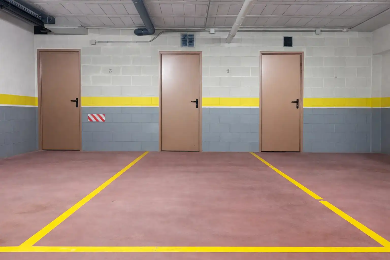 Parking de Piso en venta en Vigo  con Calefacción, Parquet y Trastero