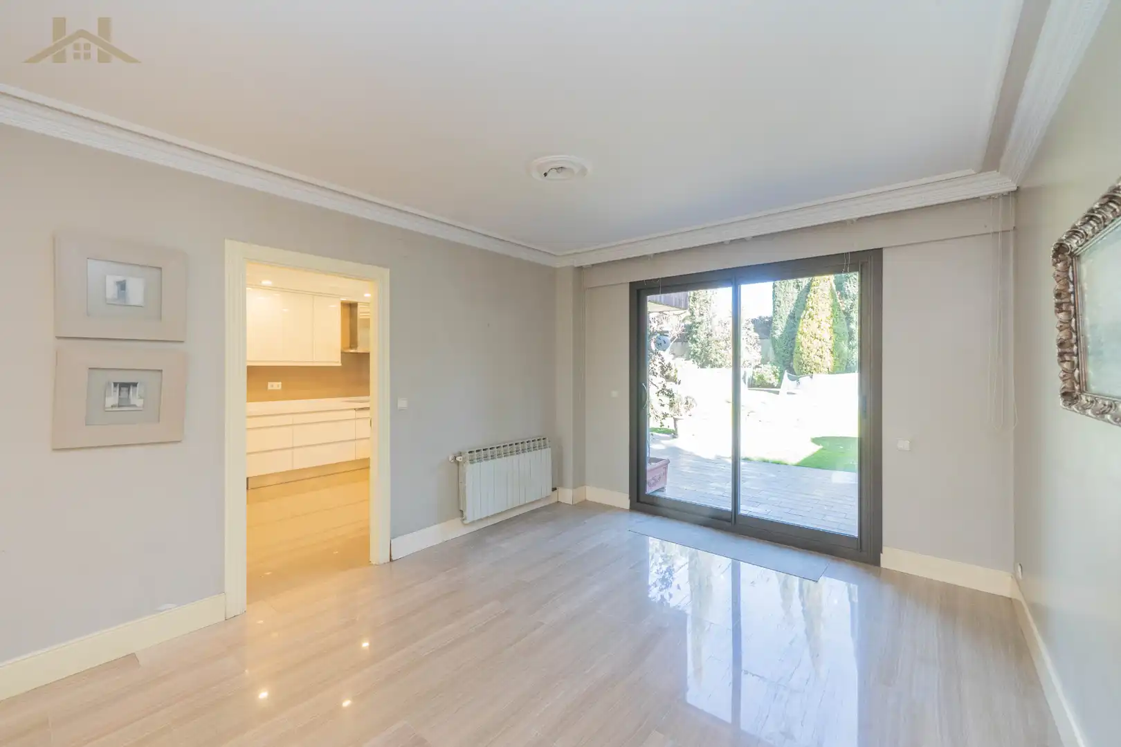 Bedroom of Houses for sale in Majadahonda  with Air Conditioner, Heating and Private garden