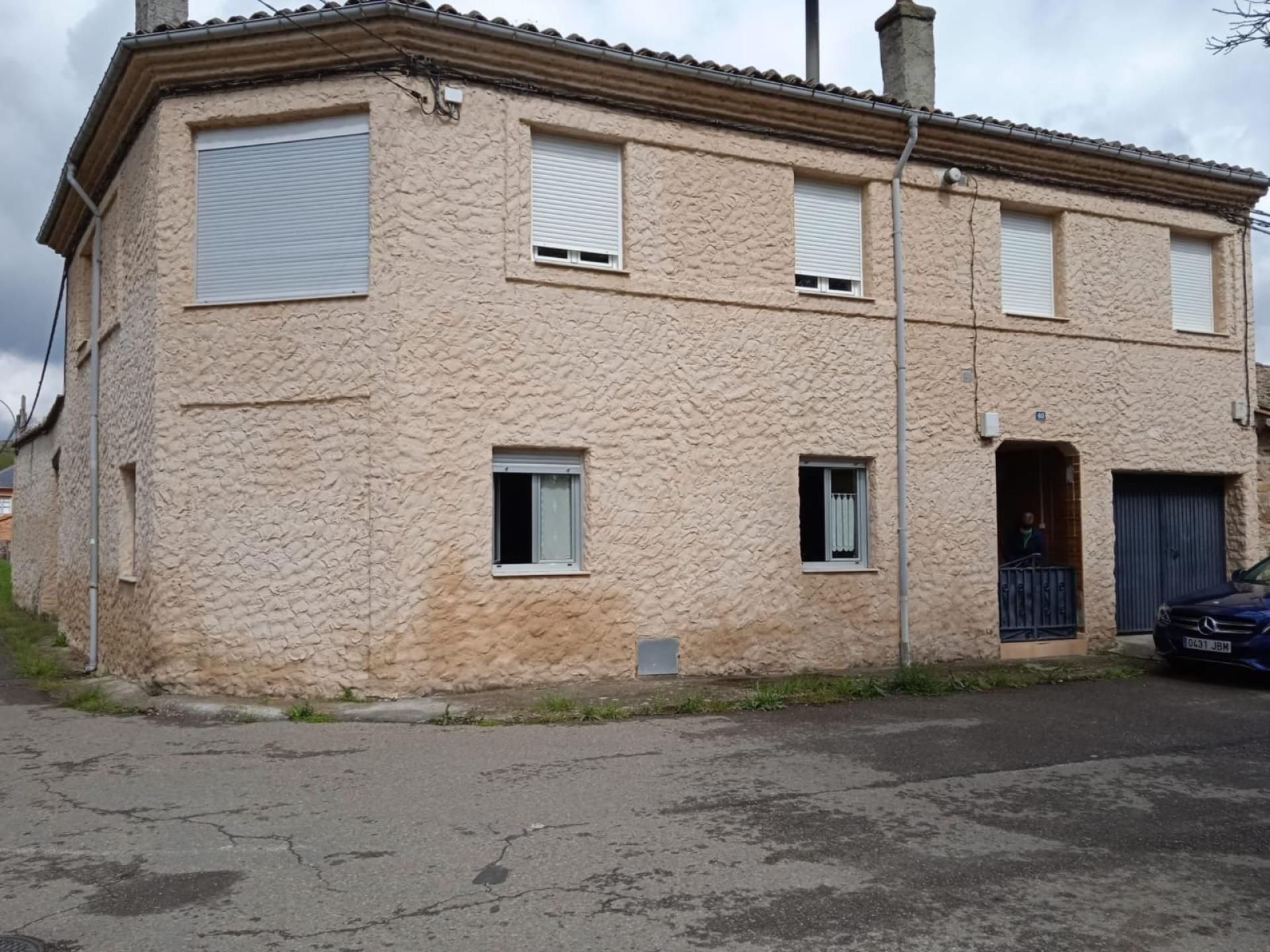 Vista exterior de Casa o xalet en venda en Santa María de Ordás amb Calefacció