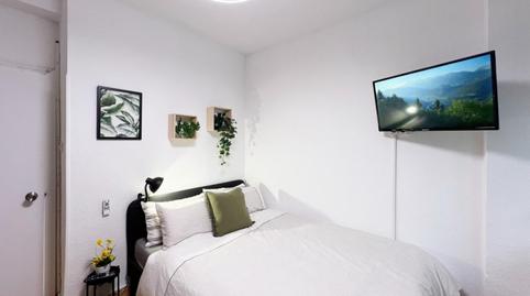 Photo 2 of Apartment to share in Quintana, Madrid