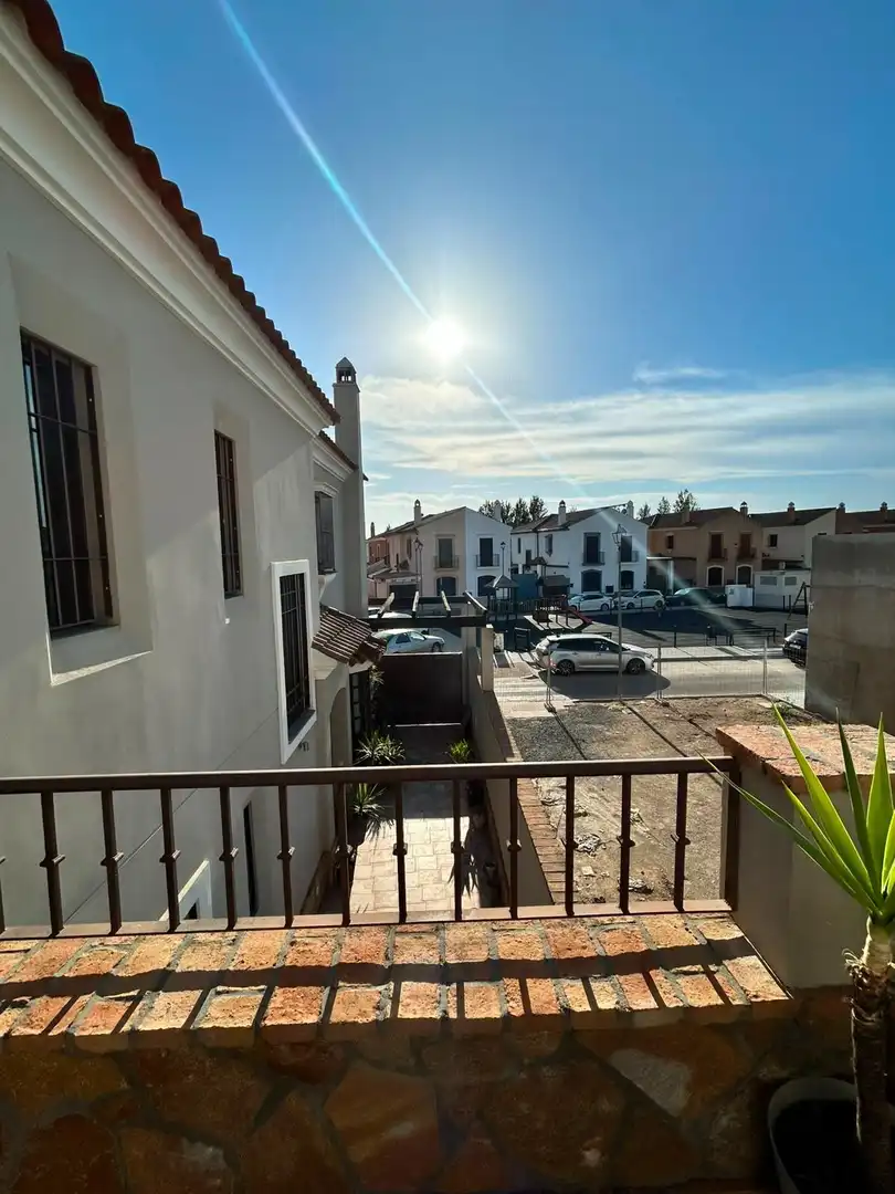 Vista exterior de Casa o xalet en venda en Tocina amb Terrassa i Moblat