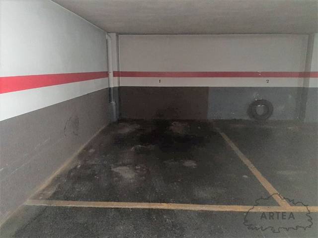 Garaje en Alquiler en Madariaga Etorbidea en San Pedro de Deusto - La Ribera