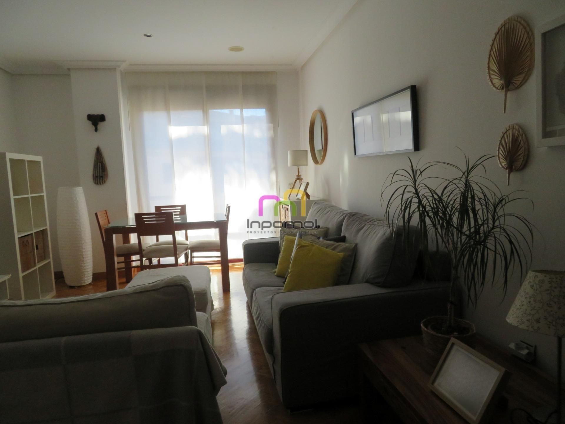 Sala d'estar de Apartament en venda en Badajoz Capital amb Aire condicionat, Calefacció i Jardí privat