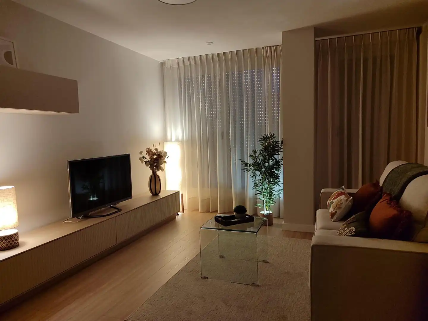 Wohnung zur Miete in Calle Calle General Elorza, Salesas - Foncalada - Campoamor