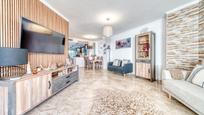 Sala d'estar de Planta baixa en venda en Mijas amb Aire condicionat, Terrassa i Piscina