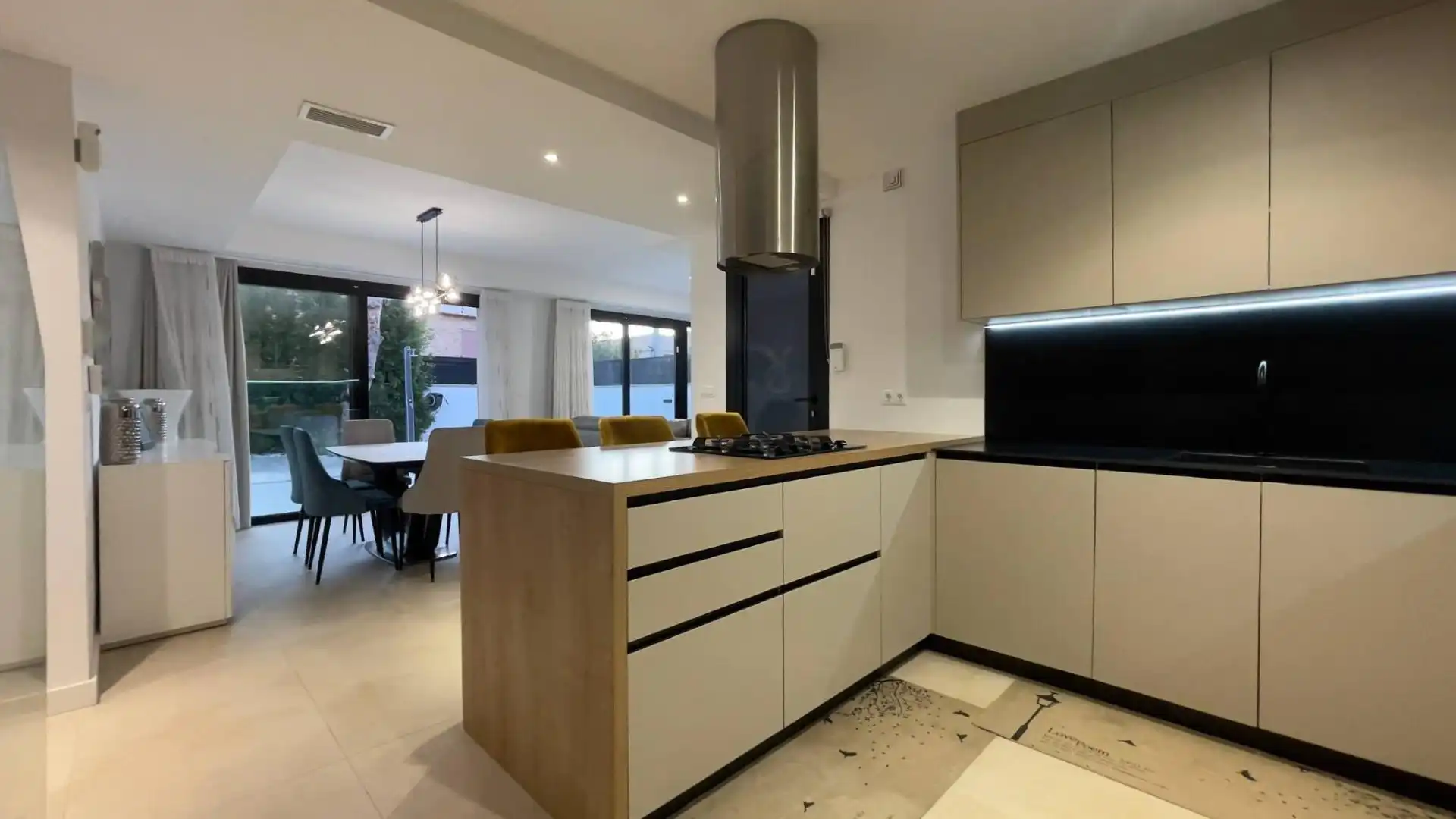 Chalet con piscina en venta en Playa de San Juan - El Cabo de las Huertas, imagen 20
