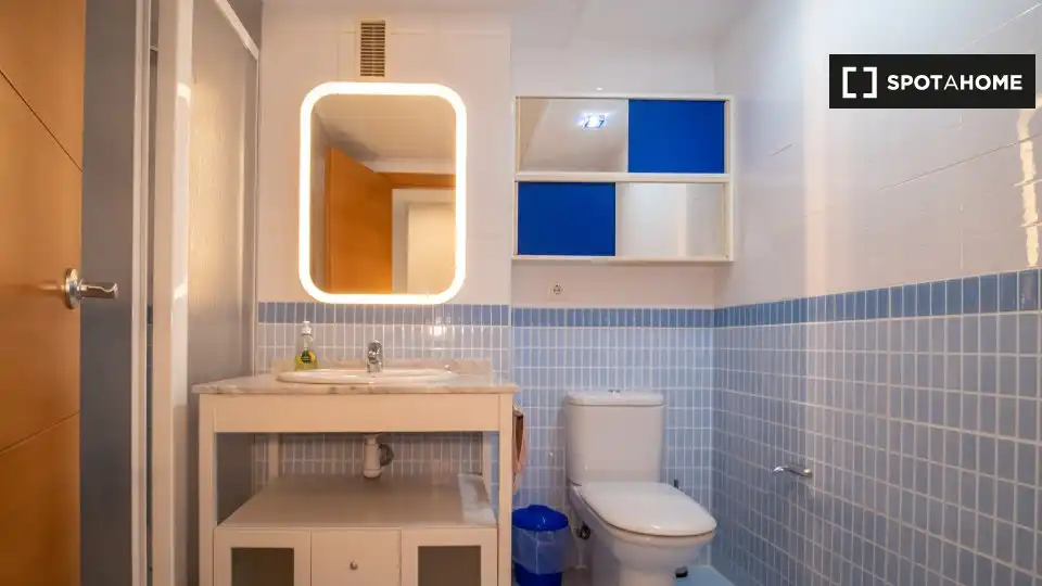 Room in Sant Llorenç - Zona Alfahuir