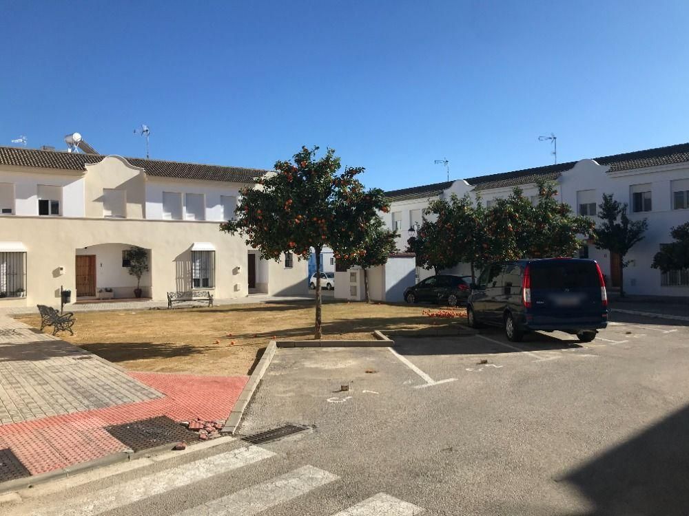 Exterior view of Garage for sale in Fuentes de Andalucía