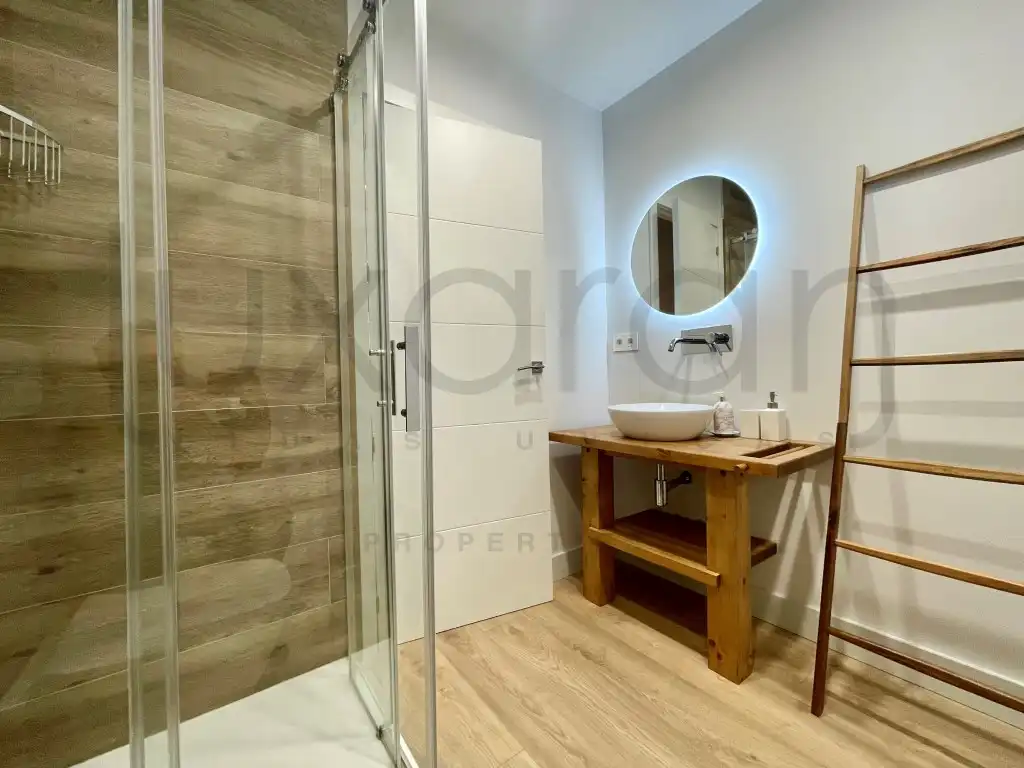 Bany de Apartament en venda en Naut Aran