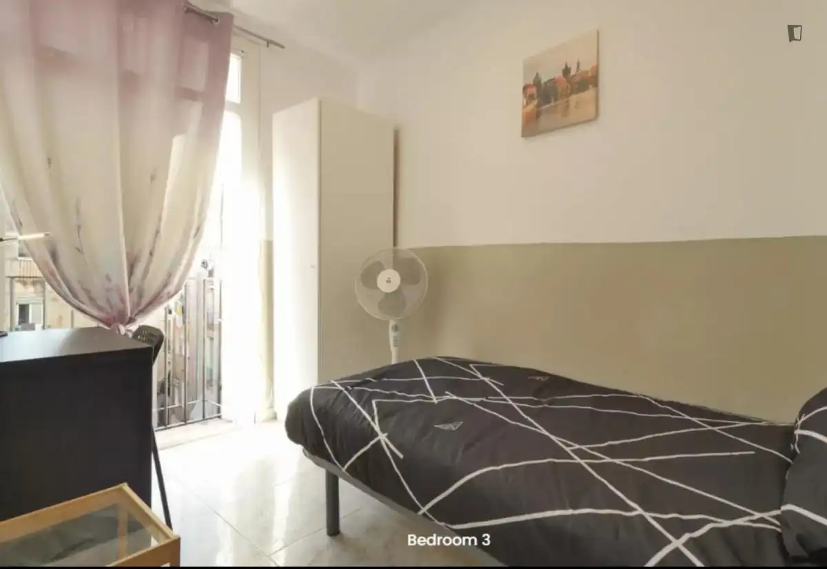 Room in El Raval
