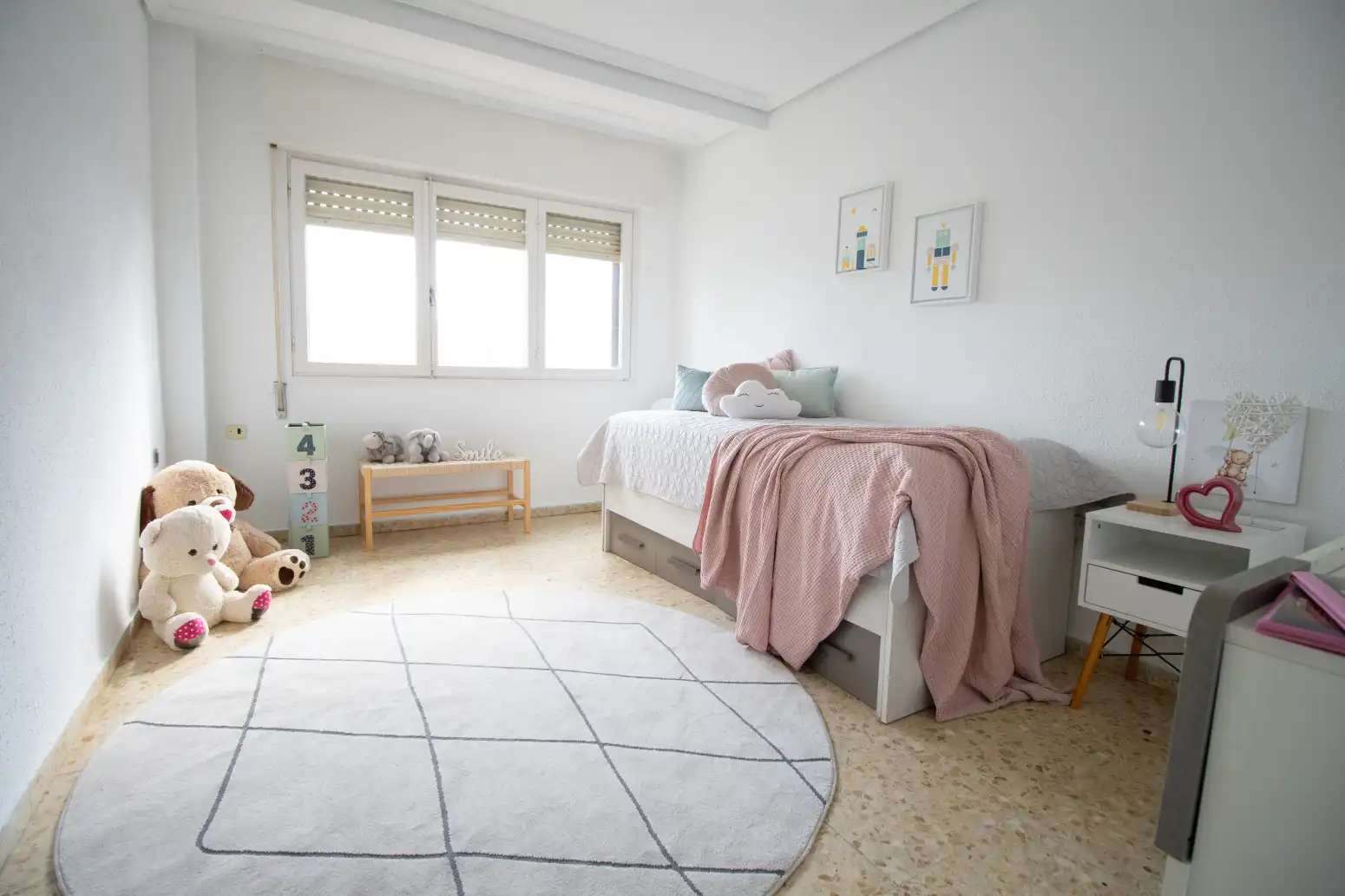 Bedroom of Flat for sale in Allo  with Terrace and Balcony