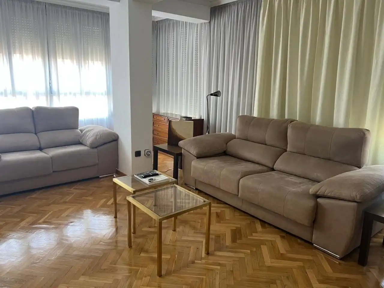 Flat for rent in Calle ESPARTEROS, Santa Bárbara
