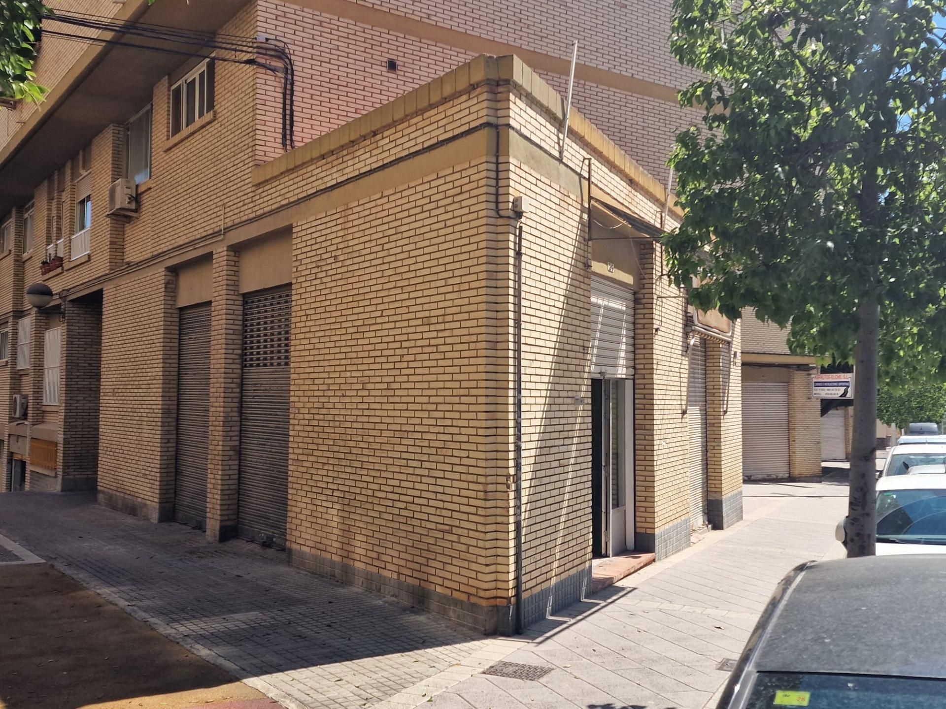 Vista exterior de Local en venda en Elche / Elx
