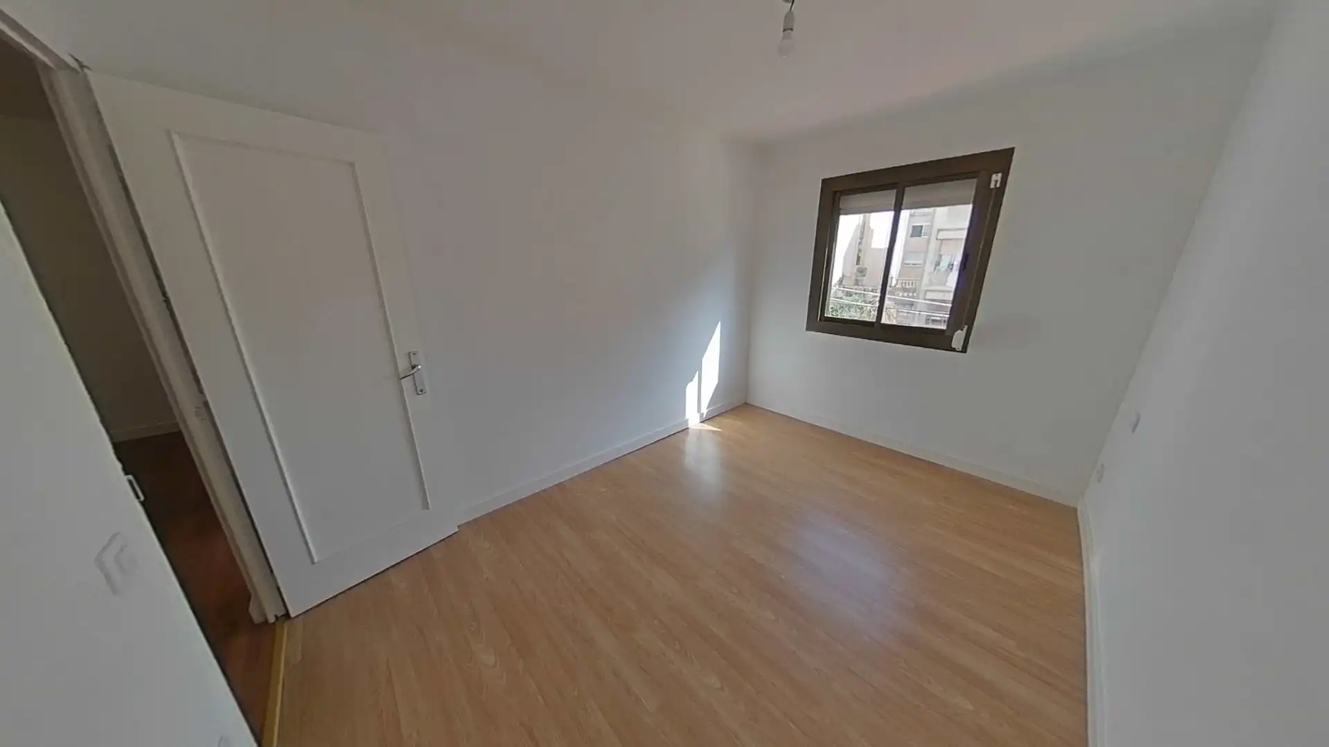 Habitación de Piso en venta en L'Hospitalet de Llobregat con Parquet