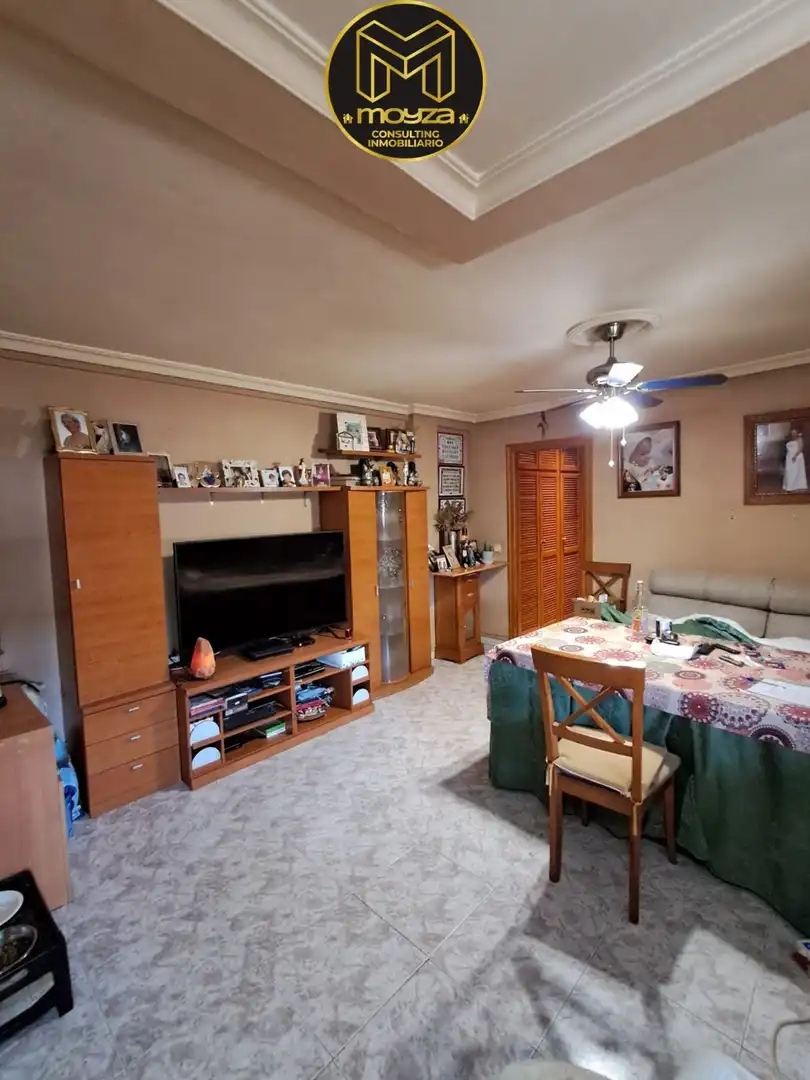Sala de estar de Piso en venta en Linares con Aire acondicionado, Calefacción y Terraza