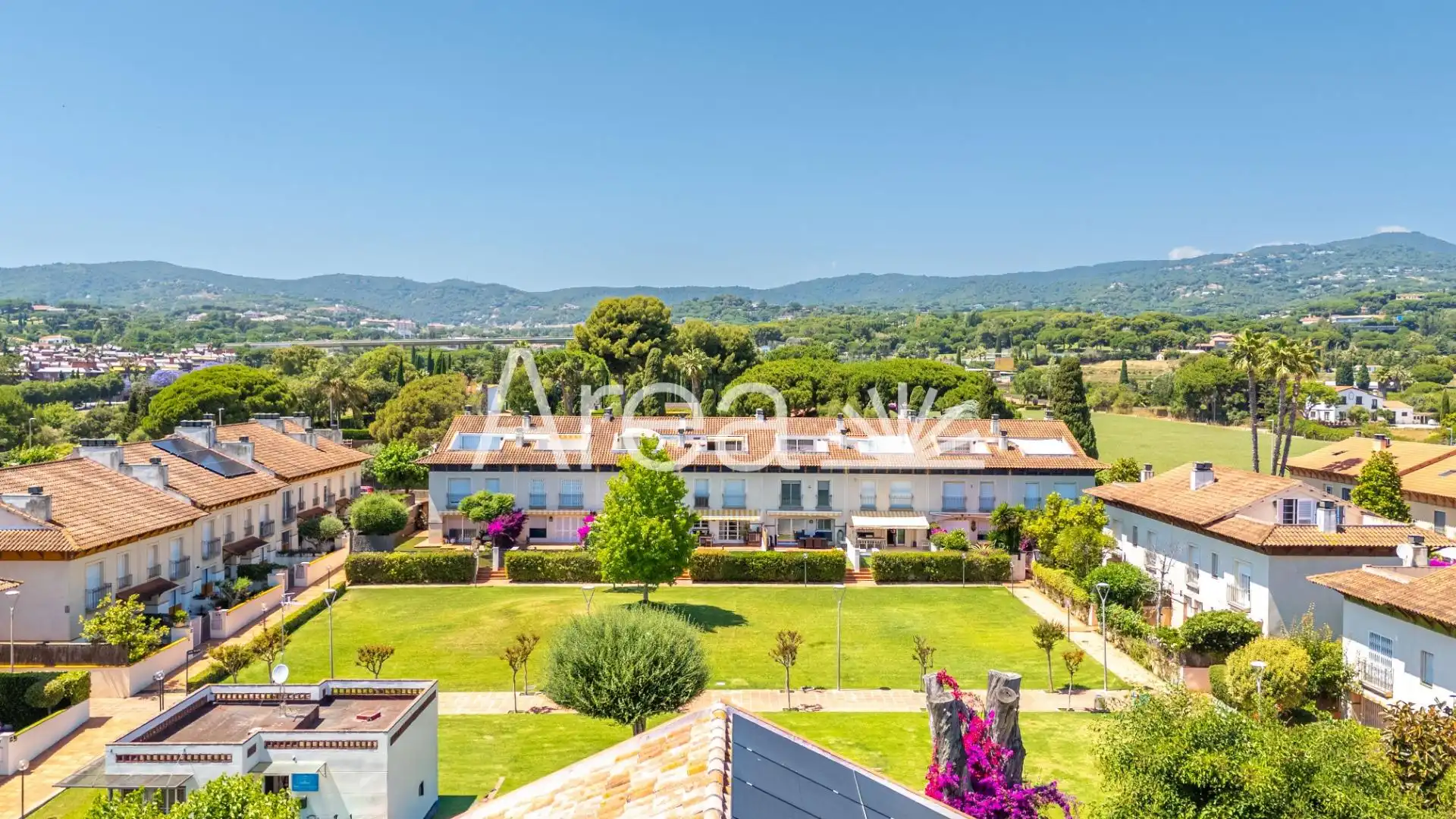 Vista exterior de Casa o xalet en venda en Sant Andreu de Llavaneres amb Parquet, Terrassa i Traster